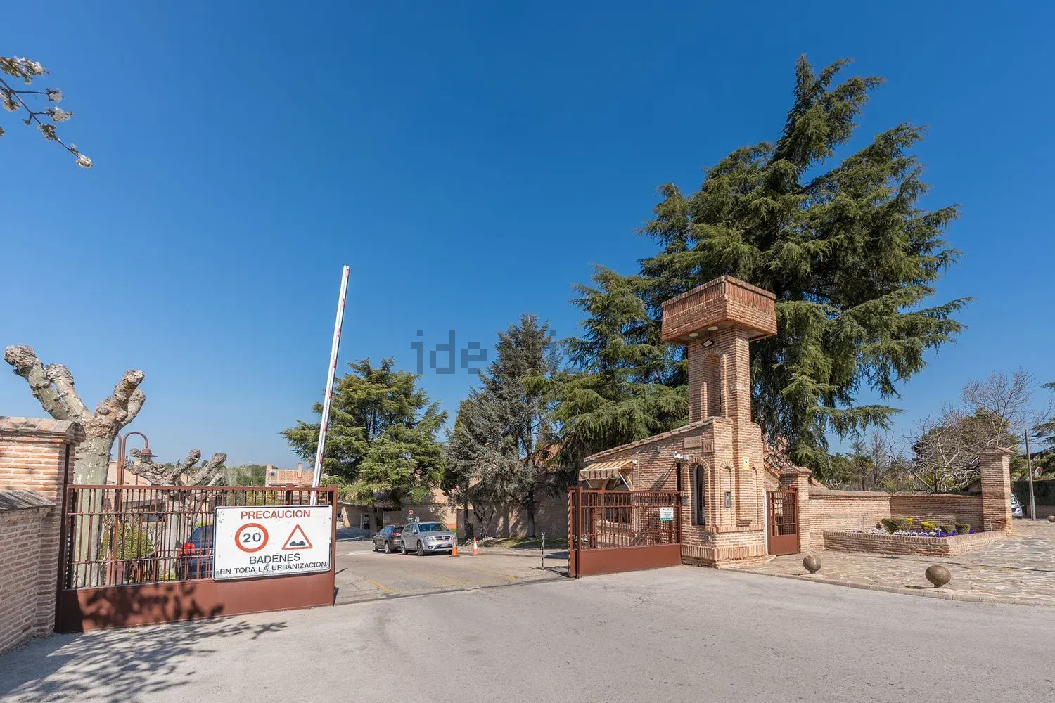 Chalet en Valdepastores - Las Encinas — foto 2